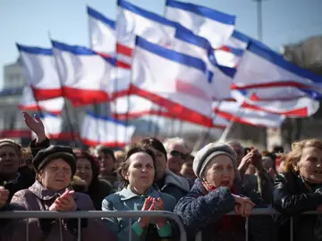 Crimea prepara su adhesión a Rusia Crimea prepara su adhesión a Rusia