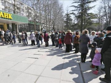 Crimea abre los colegios electorales para celebrar referéndum separatista