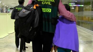 El juez imputa a los padres de la niña secuestrada por delito de abandono