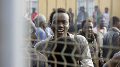Cruz Roja refuerza los medios materiales y humanos de Melilla para mejorar la atención a inmigrantes