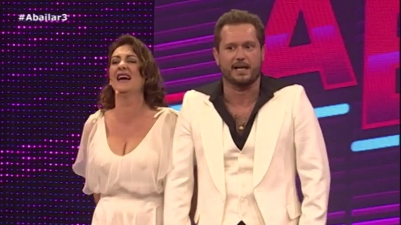 El Monaguillo y Lola - Valoración Staying alive