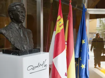 Busto de Adolfo Suárez en su museo en Cebreros Busto de Adolfo Suárez en su museo en Cebreros