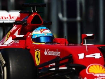 Fernando Alonso a bordo del F14 T de Ferrari 