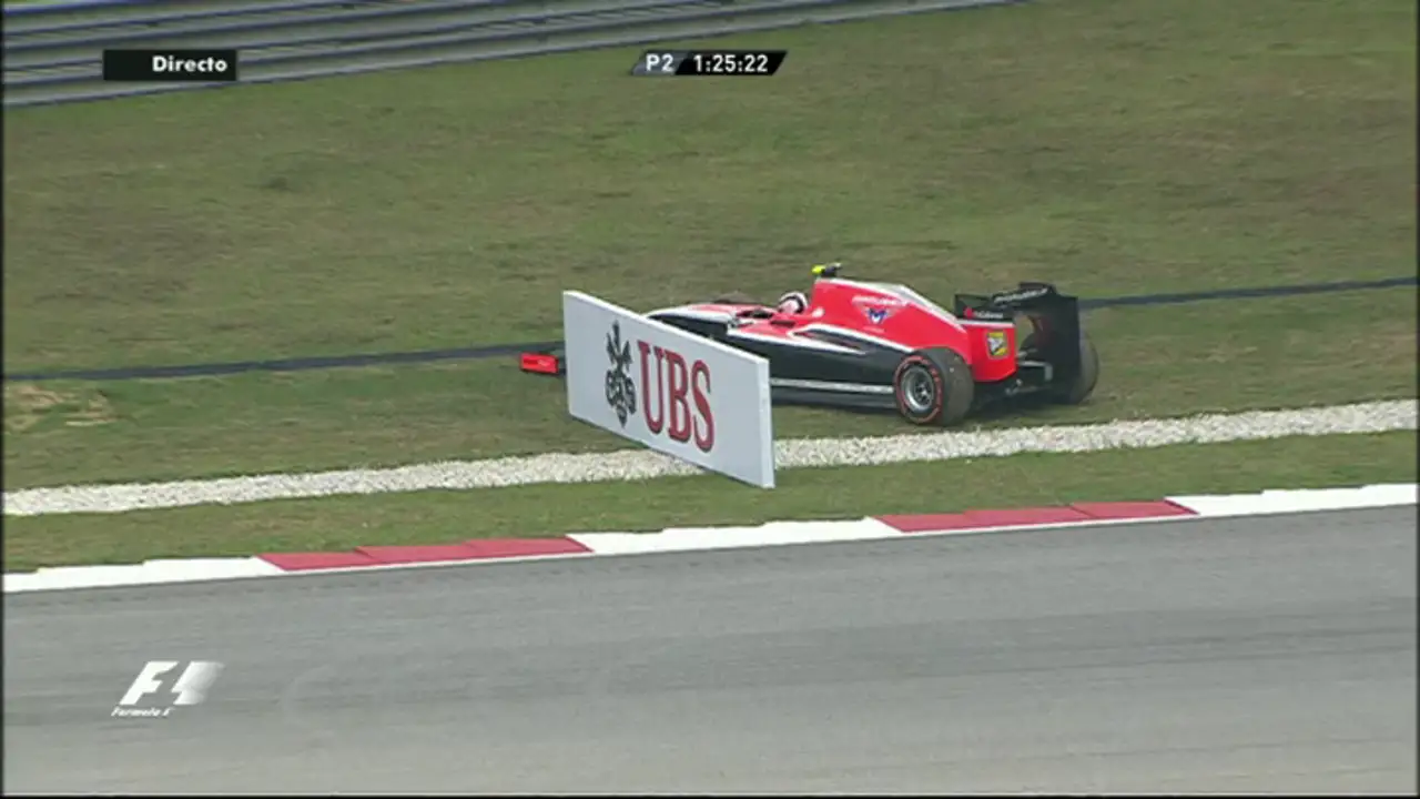 Avería de Chilton en los Libres 2 de Sepang