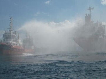 Incendio en un buque mercante en aguas de Tarragona