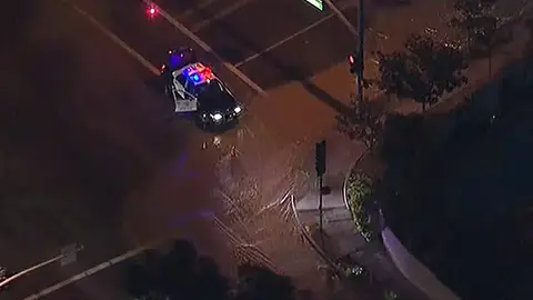 Un coche de policía en Los Angeles Un coche de policía en Los Angeles