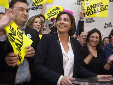 Anne Hidalgo, nueva alcaldesa de París Anne Hidalgo, nueva alcaldesa de París