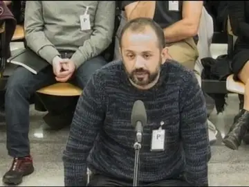 Arranca el juicio contra los jóvenes que asediaron el Parlament en junio de 2011 Arranca el juicio contra los jóvenes que asediaron el Parlament en junio de 2011