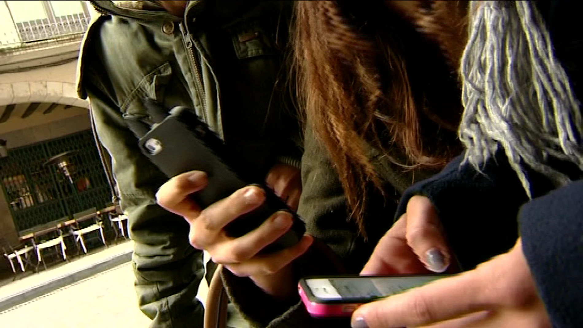 El uso de jóvenes en las redes sociales El uso de jóvenes en las redes sociales