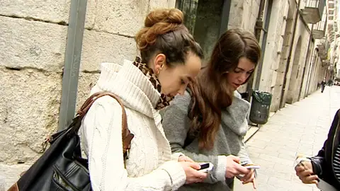 Un vídeo erótico de dos jóvenes se difunde en un instituto de Girona Un vídeo erótico de dos jóvenes se difunde en un instituto de Girona