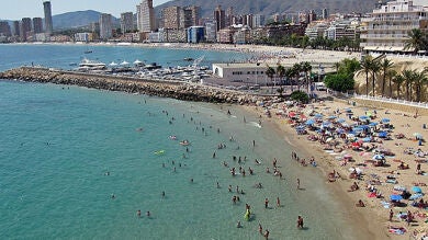 Varias comunidades ya intensifican su trabajo para la puesta a punto de sus playas