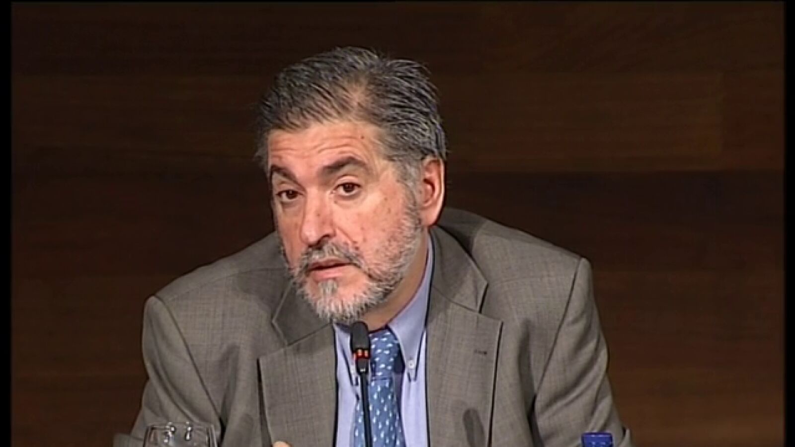 Eguiguren matiza: 