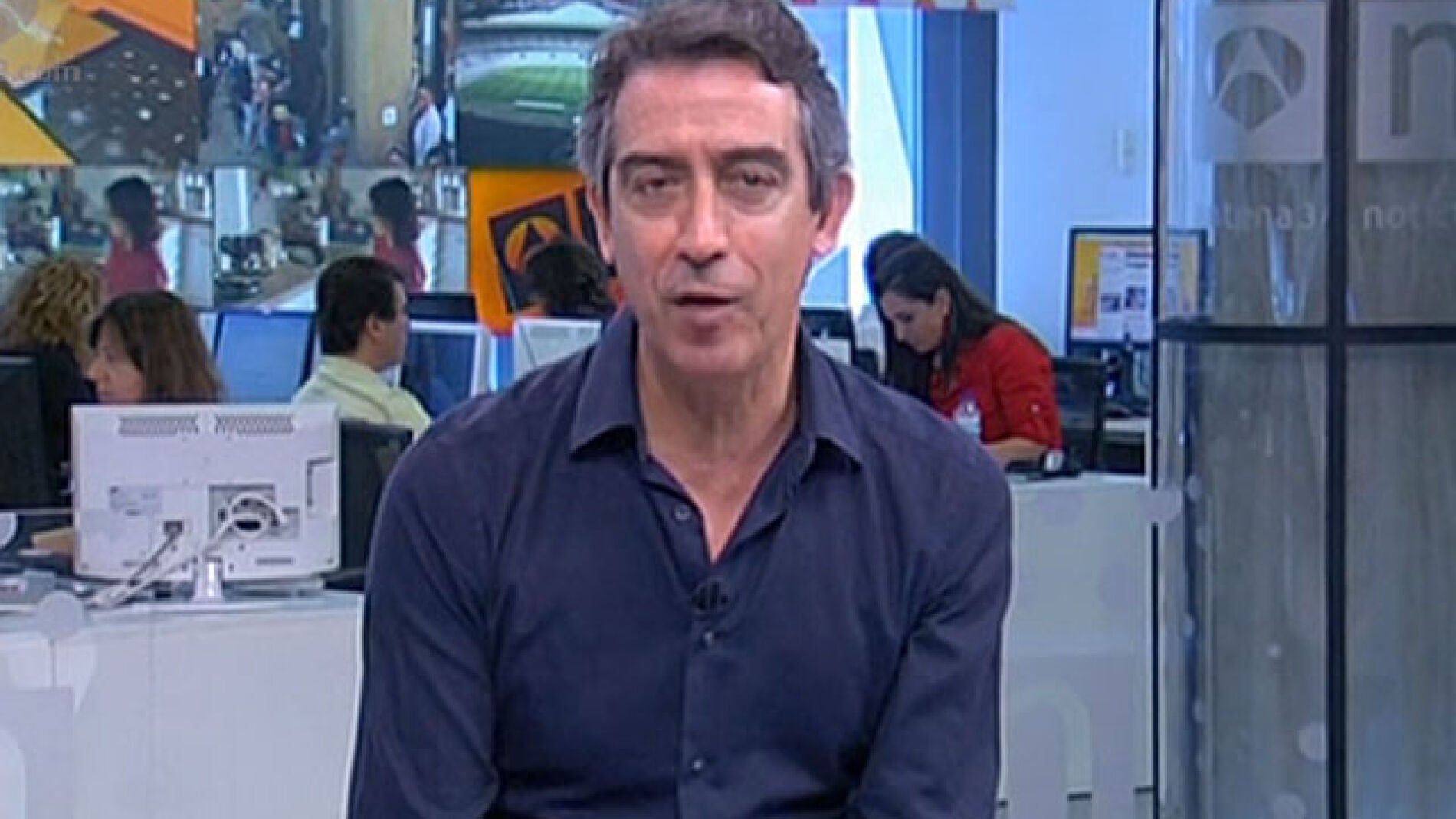 Alejandro Due&ntilde;as, director de Noticias 2