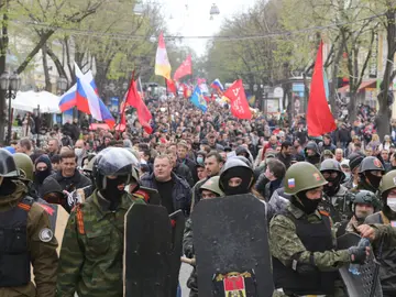 Enfrentamientos en el este de Ucrania Enfrentamientos en el este de Ucrania