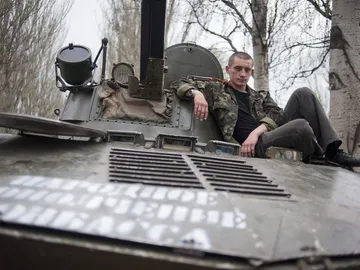 Un militar relajado Un militar relajado