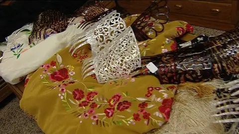 Mantillas y peinetas para Semana Santa Mantillas y peinetas para Semana Santa