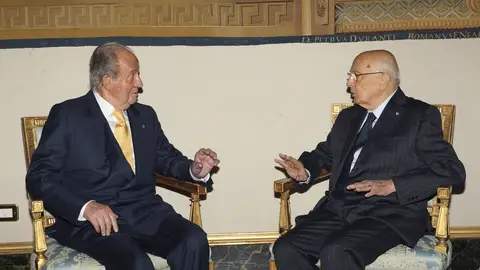 Don Juan Carlos, con el presidente Napolitano Don Juan Carlos, con el presidente Napolitano