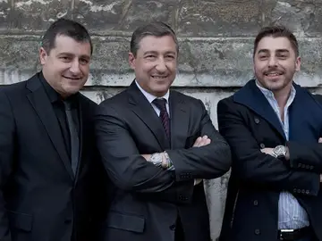 Los chefs españoles Josep Roca, Joan Roca y Jordi Roca Los chefs españoles Josep Roca, Joan Roca y Jordi Roca