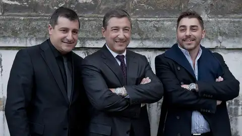 Los chefs españoles Josep Roca, Joan Roca y Jordi Roca Los chefs españoles Josep Roca, Joan Roca y Jordi Roca