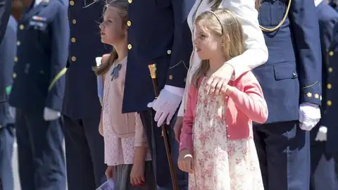 Los Príncipes de Asturias, Felipe y Letizia, junto a sus hijas, las infantas Los Príncipes de Asturias, Felipe y Letizia, junto a sus hijas, las infantas