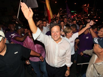Varela celebra su triunfo electoral