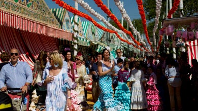 La Feria de Abril amplía un día la fiesta tras la votación del 7% de los sevillanos