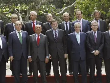 Foto de familia del presidente de Rajoy con los grandes empresarios españoles Foto de familia del presidente de Rajoy con los grandes empresarios españoles