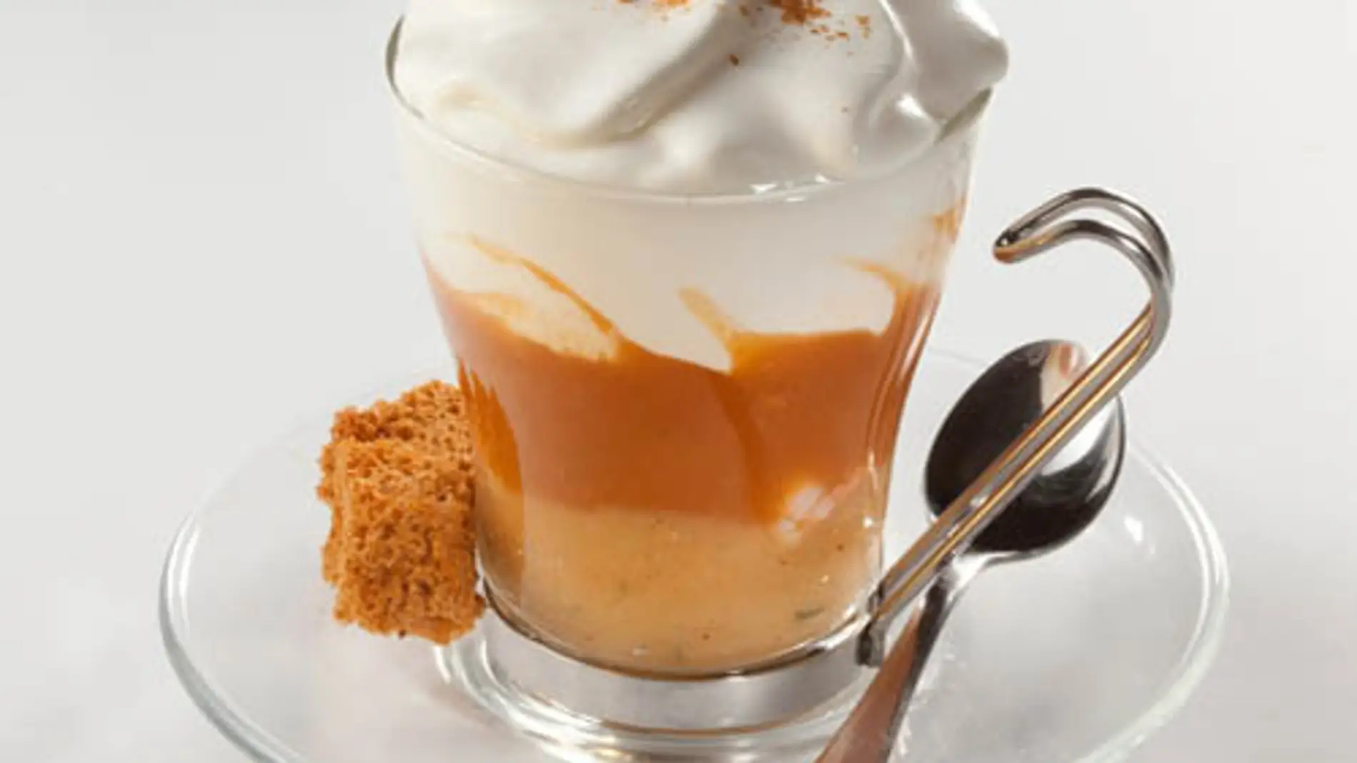 Un suquet "travestido" de capuccino. Deliciosa creatividad.
