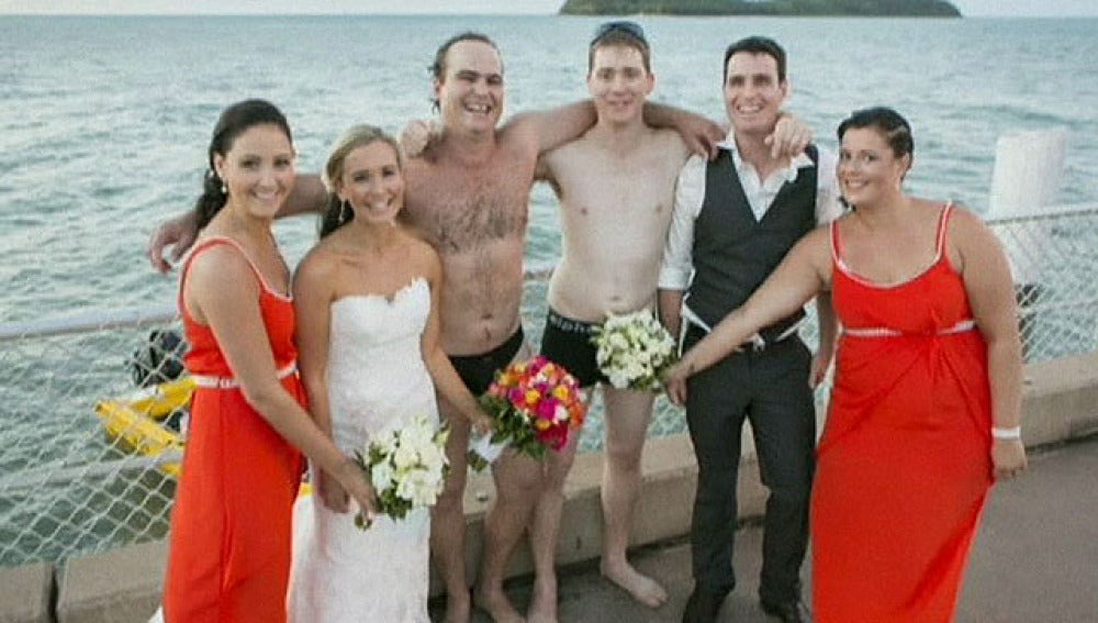 Un pescador salva la vida gracias al fotógrafo de una boda