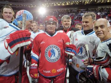 Putin, tras un partido de hockey sobre hielo