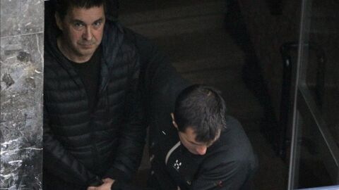 Arnaldo Otegi sale de la c&aacute;rcel de Logro&ntilde;o para visitar a su madre, gravemente enferma.