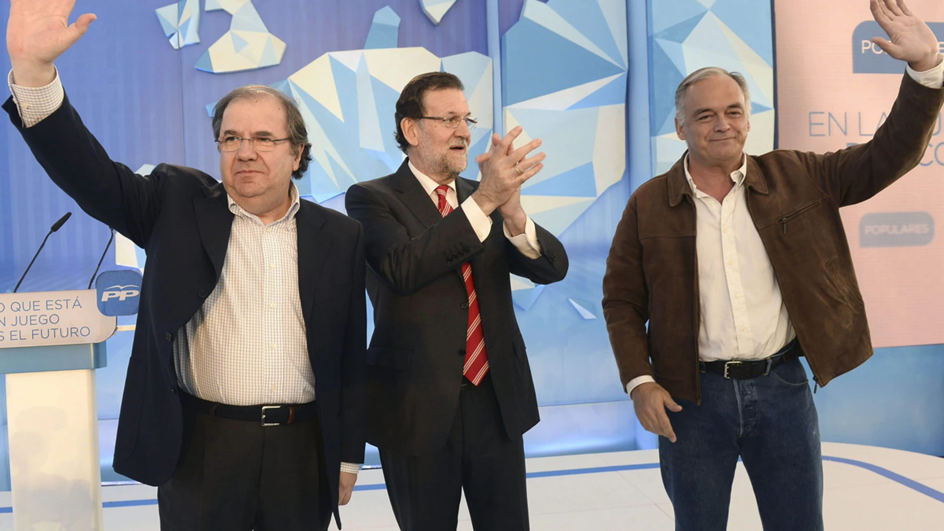 Mariano Rajoy, con Pons y con el presidente de la junta de Castilla y León