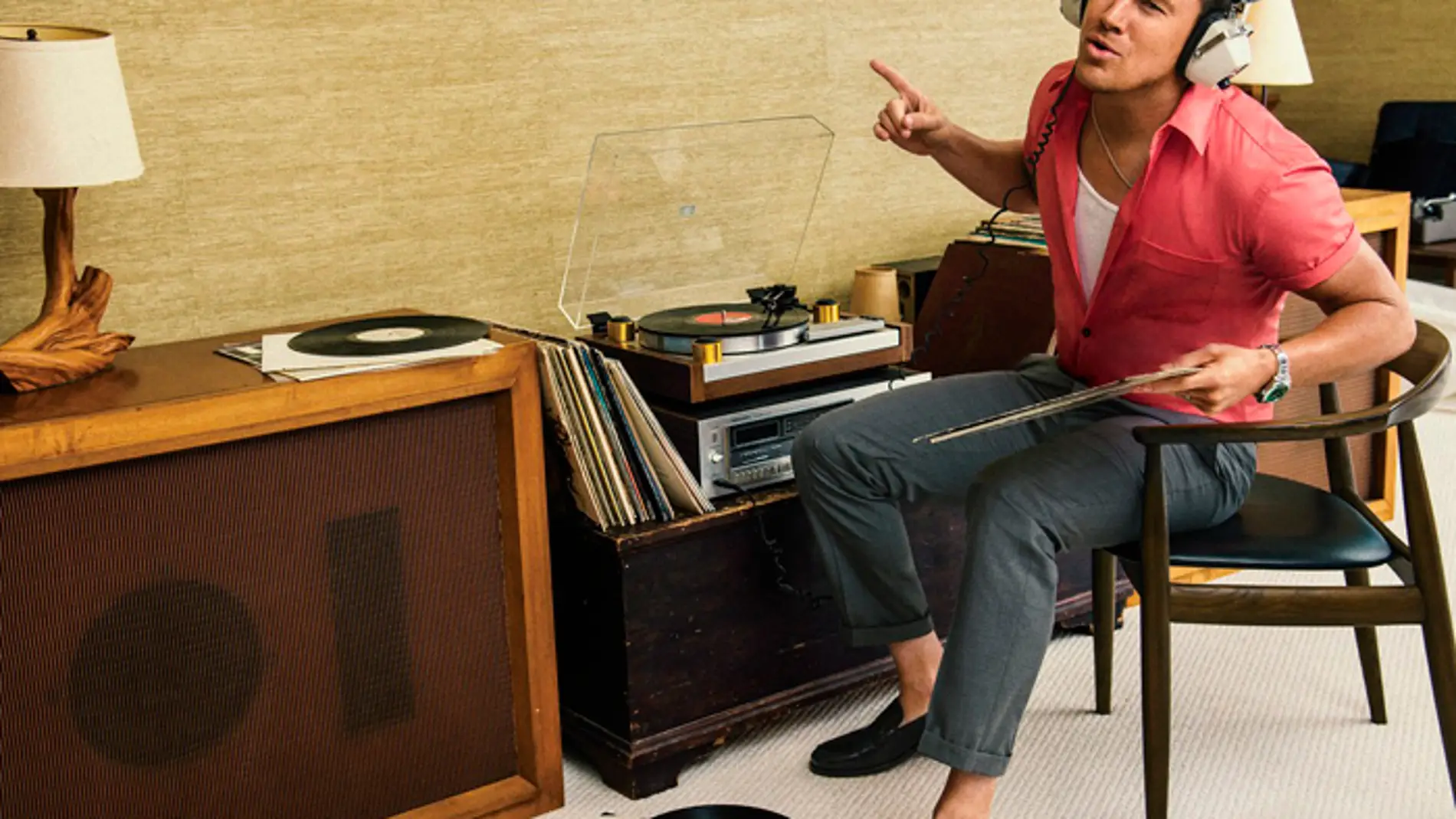 Al actor le encanta escuchar música