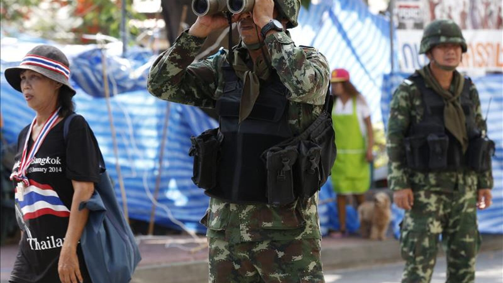 La junta militar de Tailandia da clases a periodistas para que hagan 