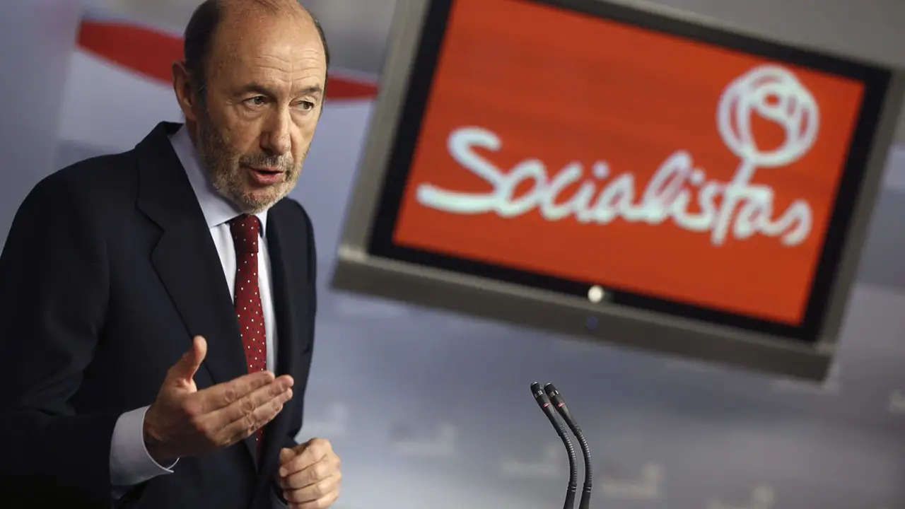 Rubalcaba dejará de liderar el PSOE en julio
