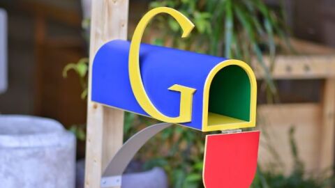 El buz&oacute;n de la casa de Google