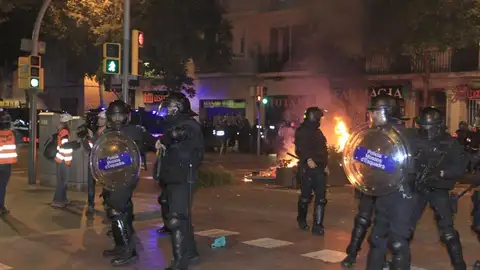 Los Mossos d'Esquadra en el lugar de los incidentes Los Mossos d'Esquadra en el lugar de los incidentes