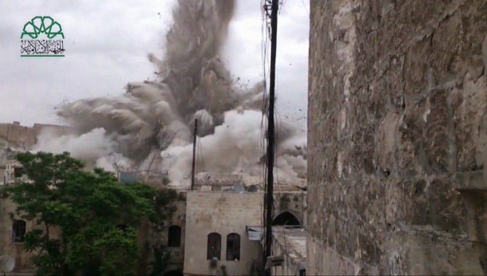 Espectacular bombardeo en Alepo a tres días de las elecciones presidenciales