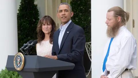 Los padres del soldado Bergdahl con Obama Los padres del soldado Bergdahl con Obama