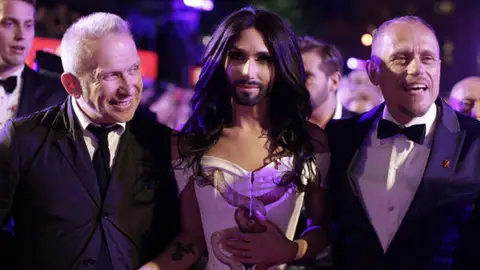 Conchita Wurst y Jean Paul Gautier en la gala Conchita Wurst y Jean Paul Gautier en la gala