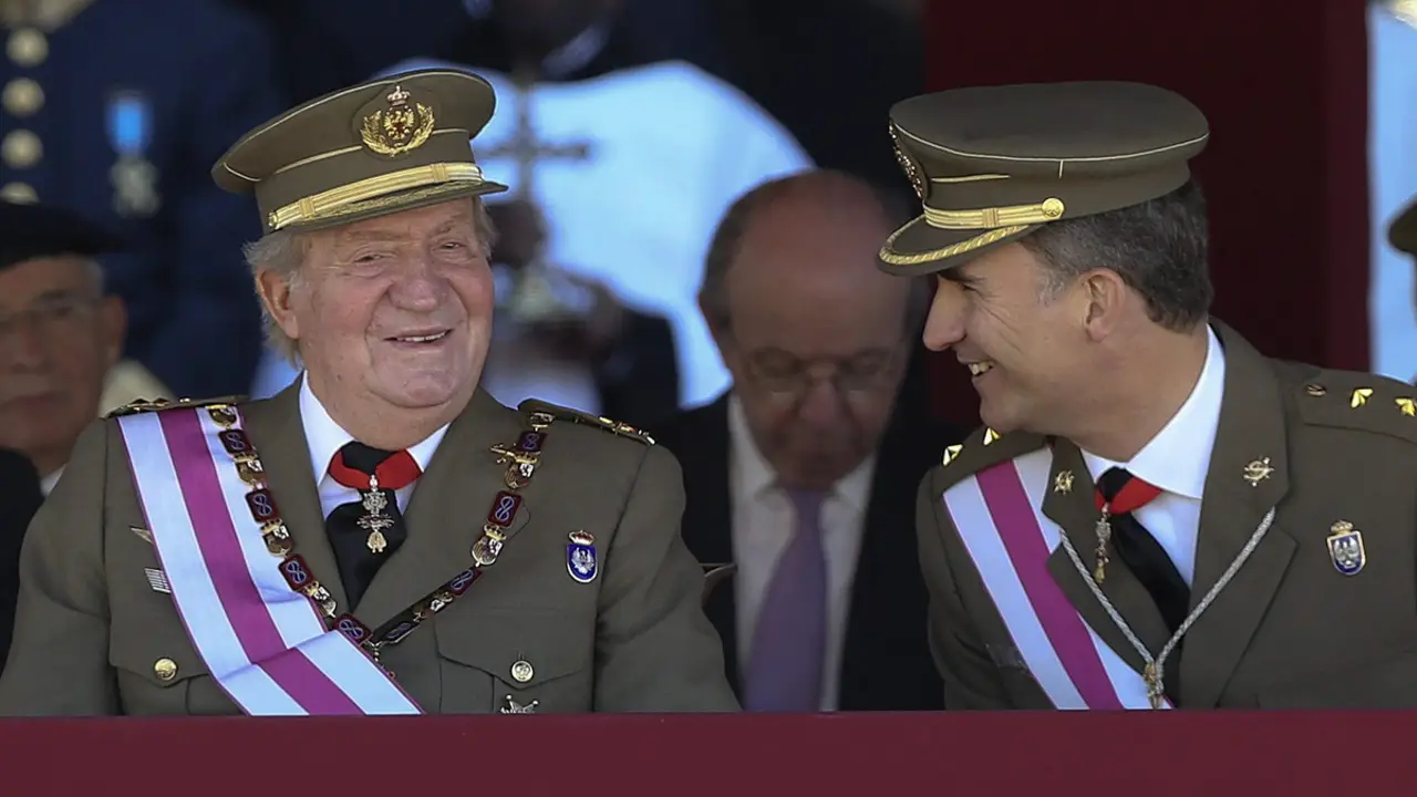 El Rey y el Príncipe, juntos en el primer acto tras la abdicación