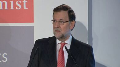 Rajoy ve en la caída del paro un cambio de ciclo y bases sólidas de recuperación