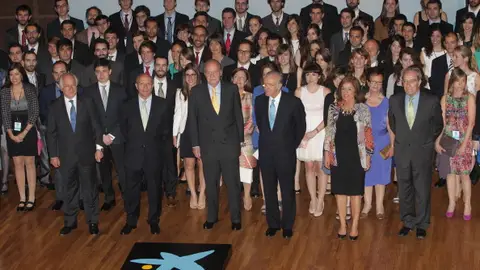 El rey en la entrega de becas La Caixa 2014 El rey en la entrega de becas La Caixa 2014