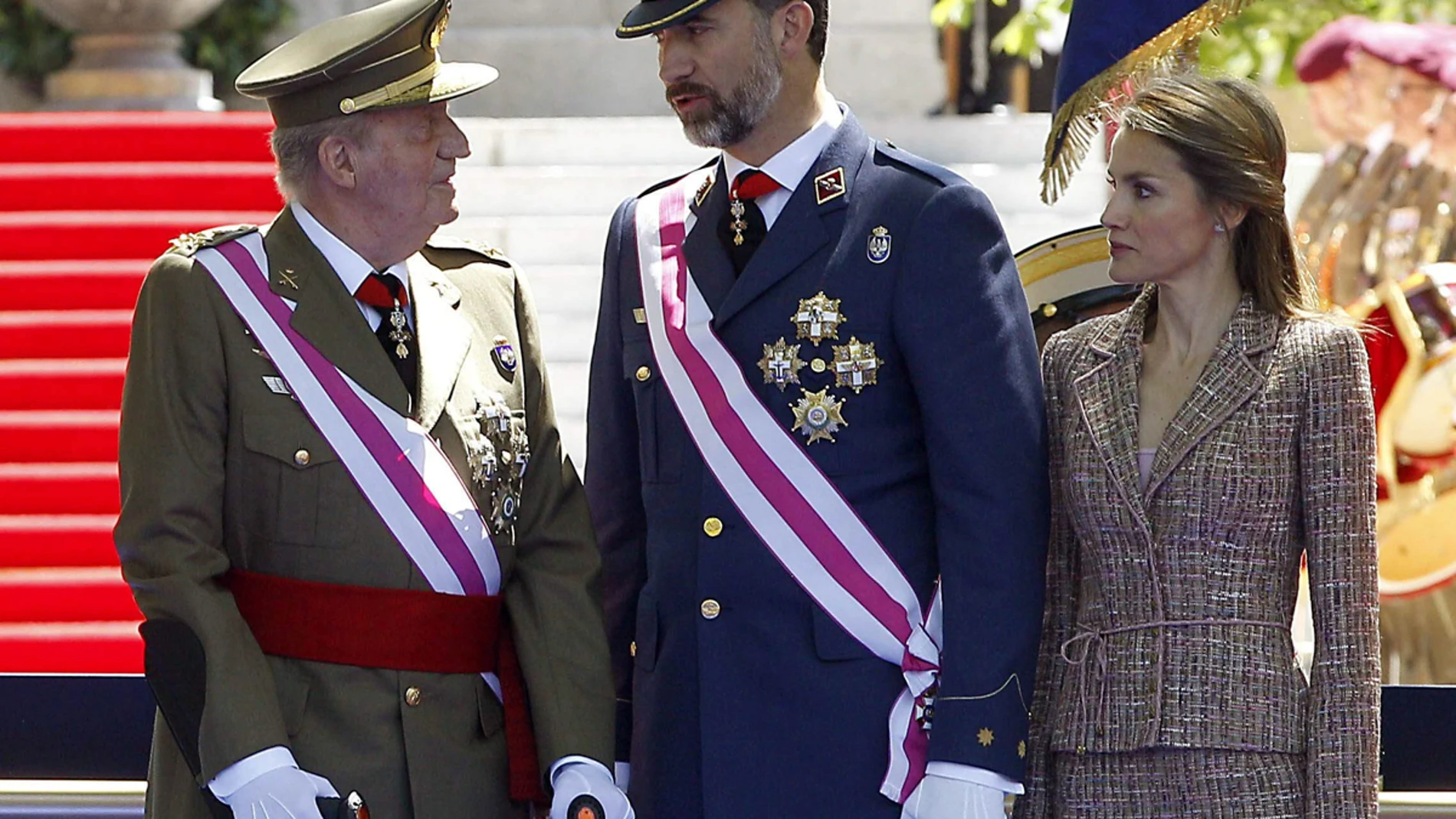 El Rey y los Príncipes de Asturias el Día de las Fuerzas Armadas