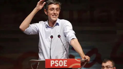 Eduardo Madina en Pola de Laviana (Asturias). Eduardo Madina en Pola de Laviana (Asturias).