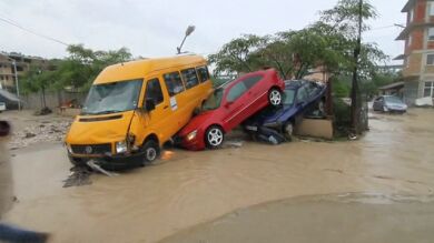 Aumentan a 16 los muertos por las inundaciones en Bulgaria