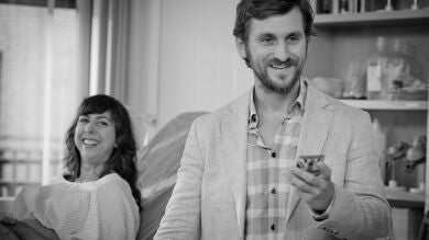 Carmen Ruíz, Raúl Arévalo y Raúl Fernández disfrutan en el rodaje de Con el culo al aire