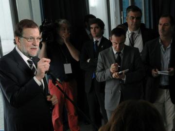  El presidente del Gobierno, Mariano Rajoy, comparece ante los medios de comunicación