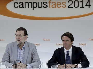 Mariano Rajoy y José María Aznar en el Campus FAES