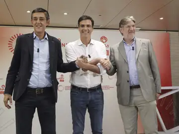 Los candidatos a liderar el PSOE, en el debate Los candidatos a liderar el PSOE, en el debate